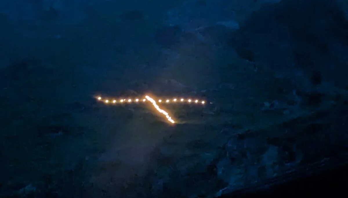 Herz-Jesu-Feuer an einem nahen Bergrücken | © DAV-FN /  M. Sturm