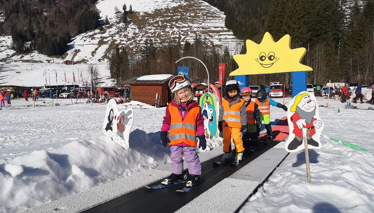 Zwergerlskikurs 2024 | © DAV-FN / L. Eisele