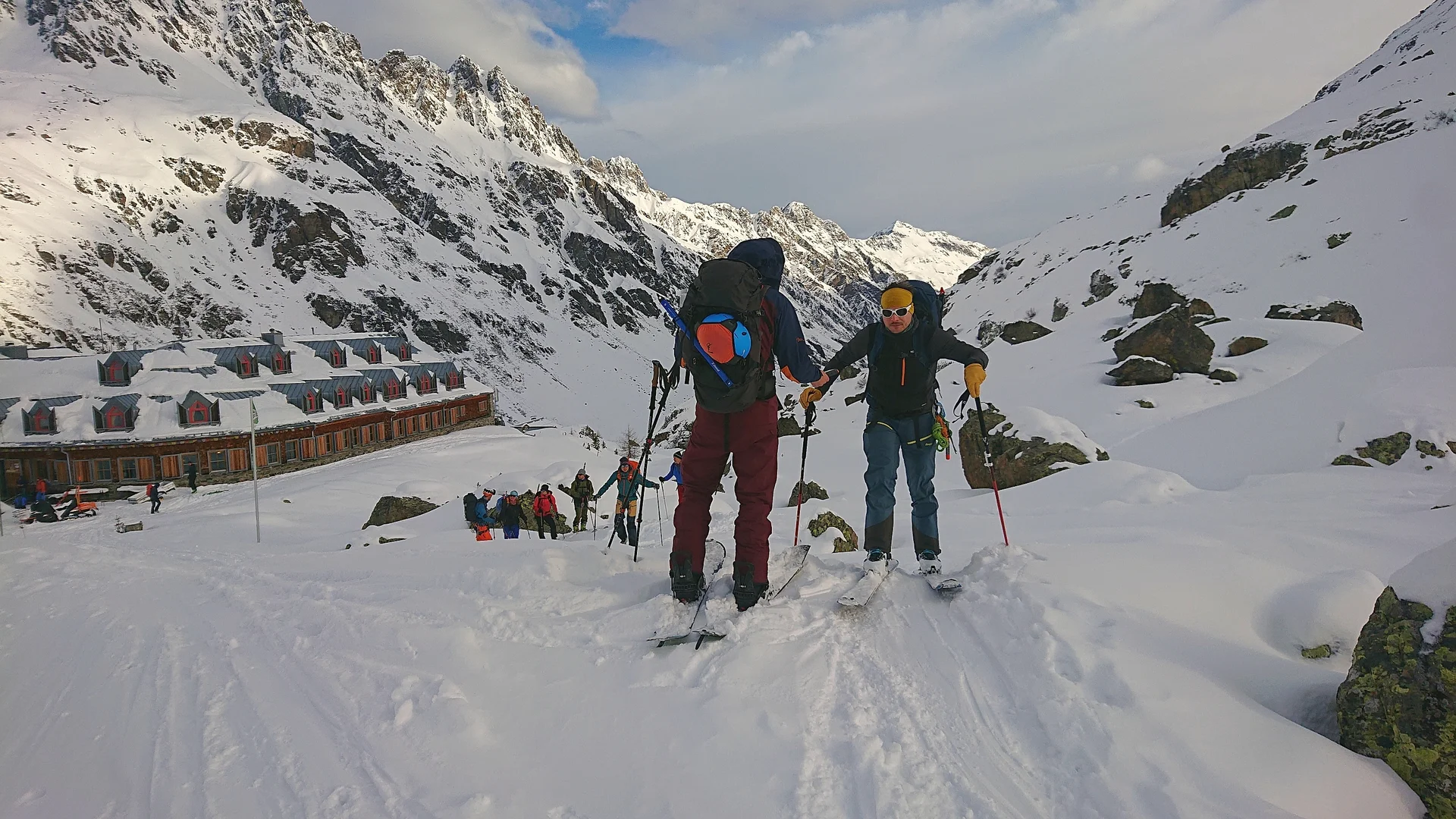 LVS-Check vor der Hütte | © DAV-FN/Peter Schäfer