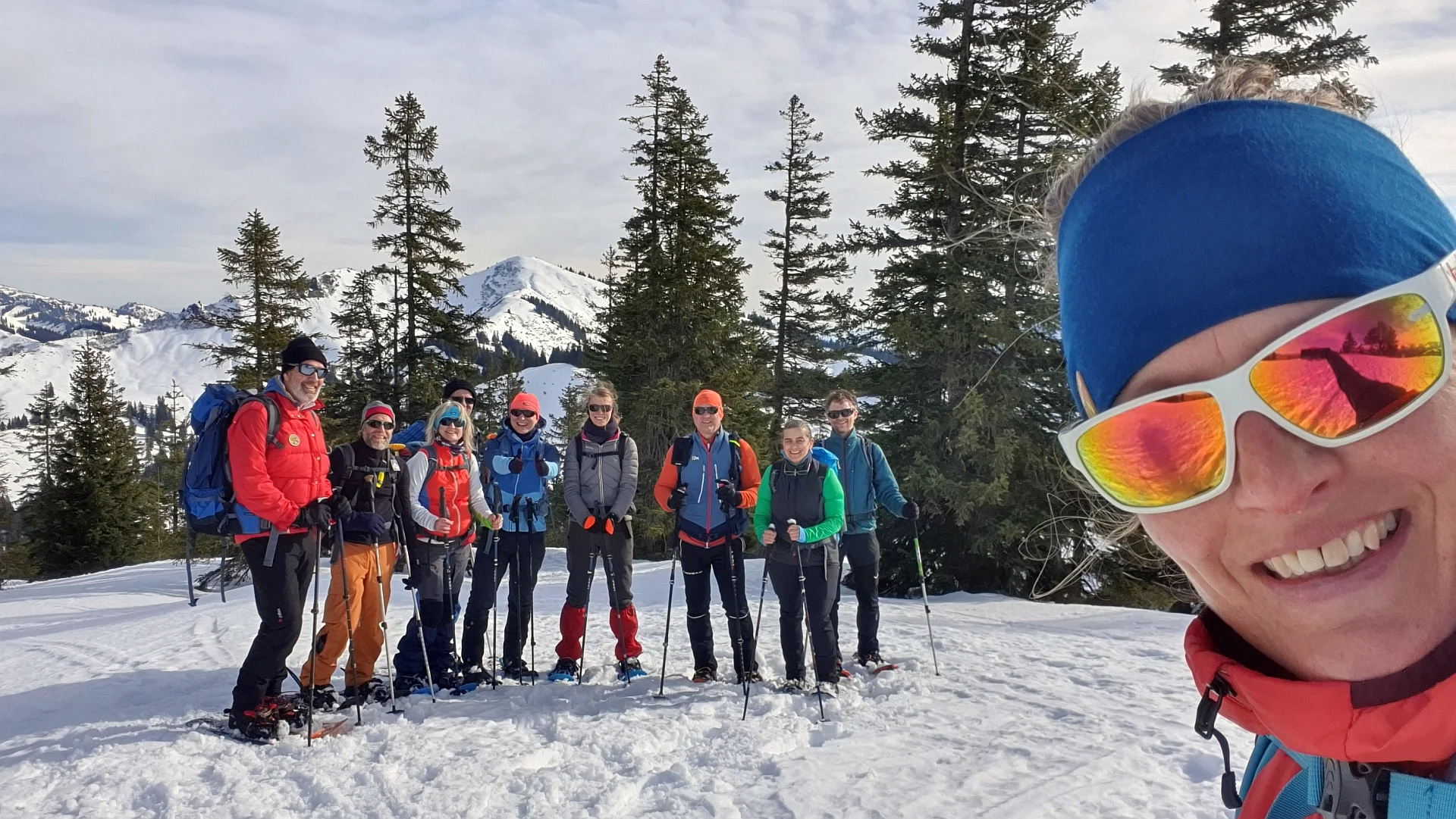 Selfie der Schneeschuhgruppe | © DAV-FN/Anna Schababerle