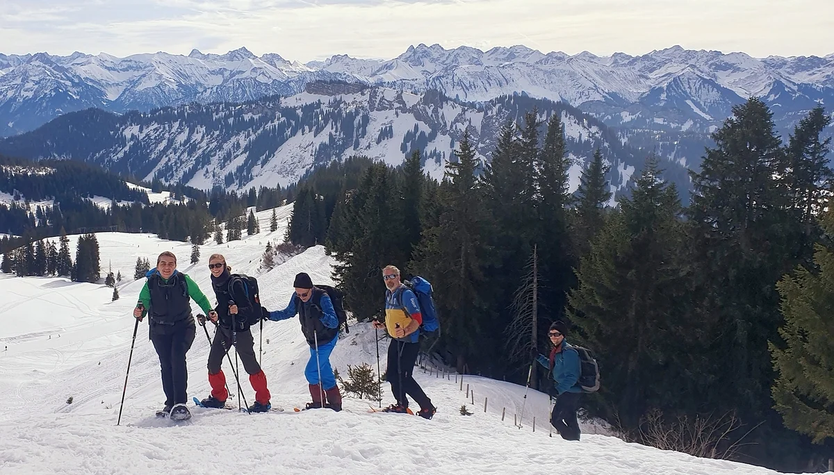 Mit Schneeschuhen zum Riedberger Horn | © DAV-FN/Anna Schababerle
