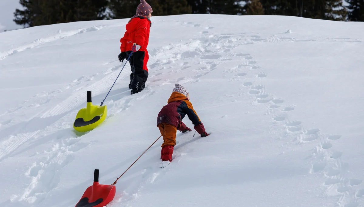 Familiengruppe im Igludorf_2 | © DAV-FN / H.Birth