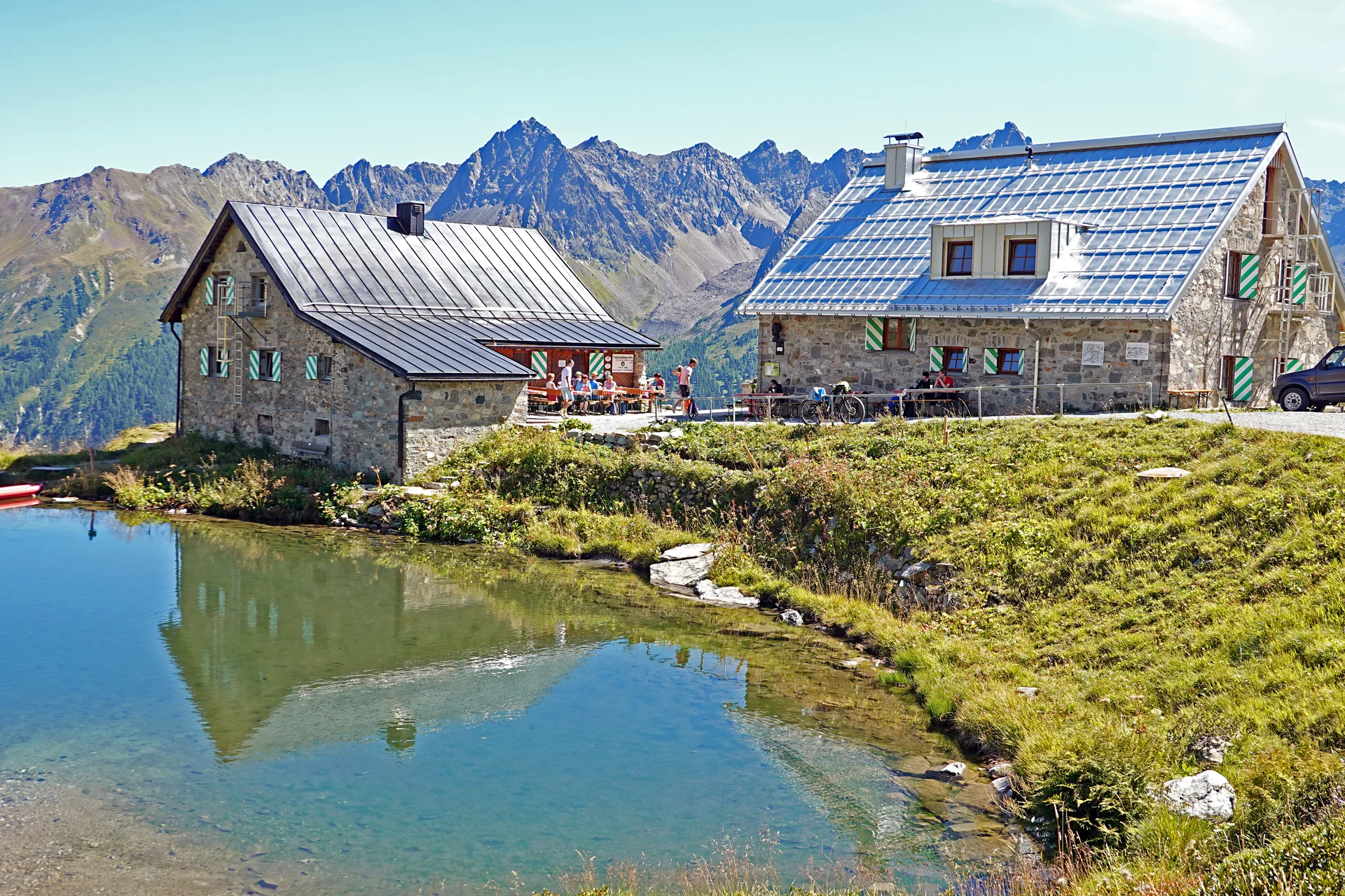 Friedrichshafener Hütte mit neuem Dach | © DAV-FN / F.-J. Mesmer