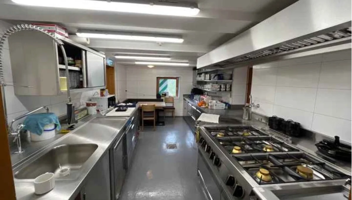 Häfler Hütte neue Küche 1 21.06.2024 | © www.spiss-partner.at / F. Larcher