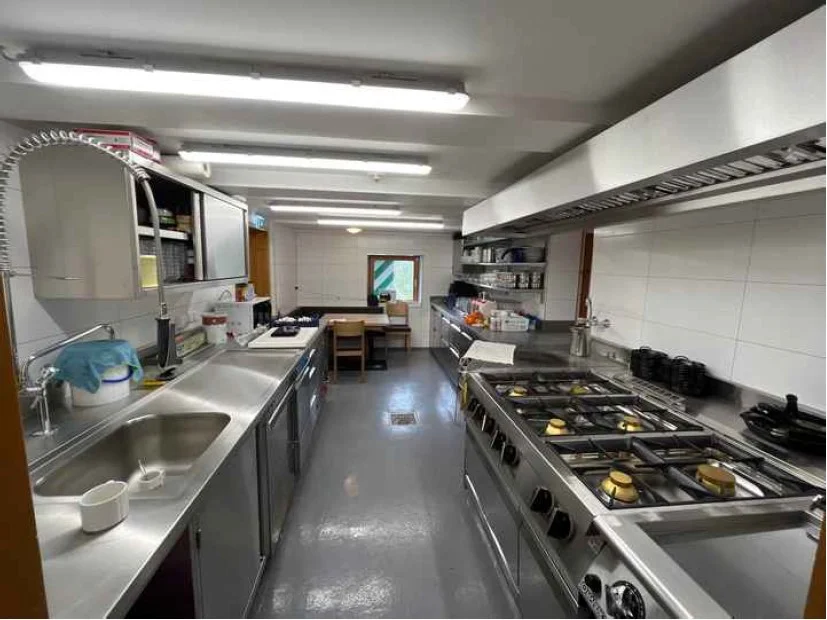 Häfler Hütte neue Küche 1 21.06.2024 | © www.spiss-partner.at / F. Larcher