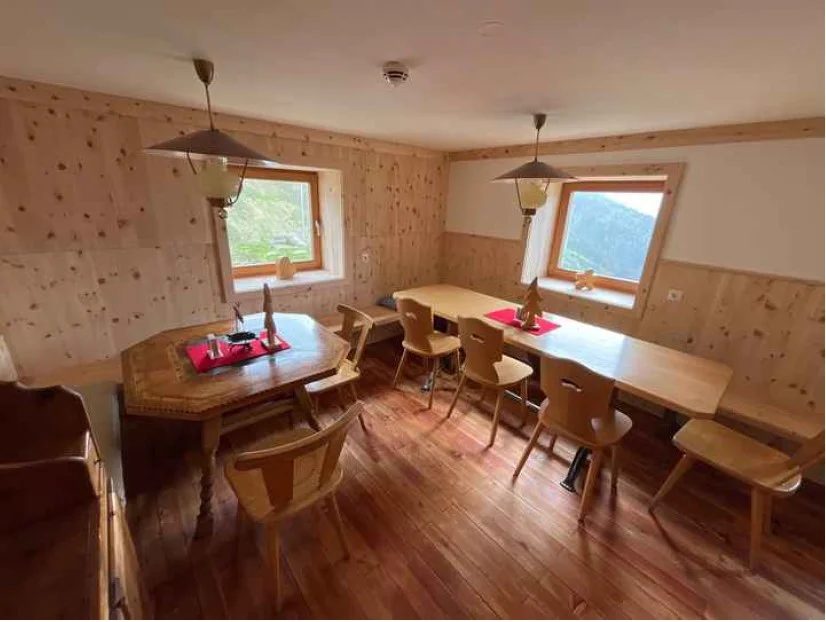 Häfler Hütte neue Stube 3 21.06.2024 | © www.spiss-partner.at / F. Larcher