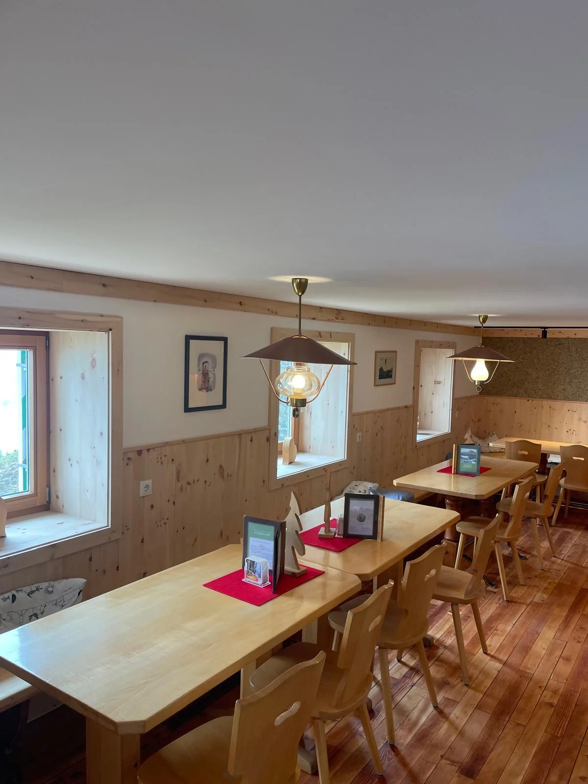 Häfler Hütte neue Stube 7 23.06.2024 | © DAV-FN / Hüttenwirt W. Walter